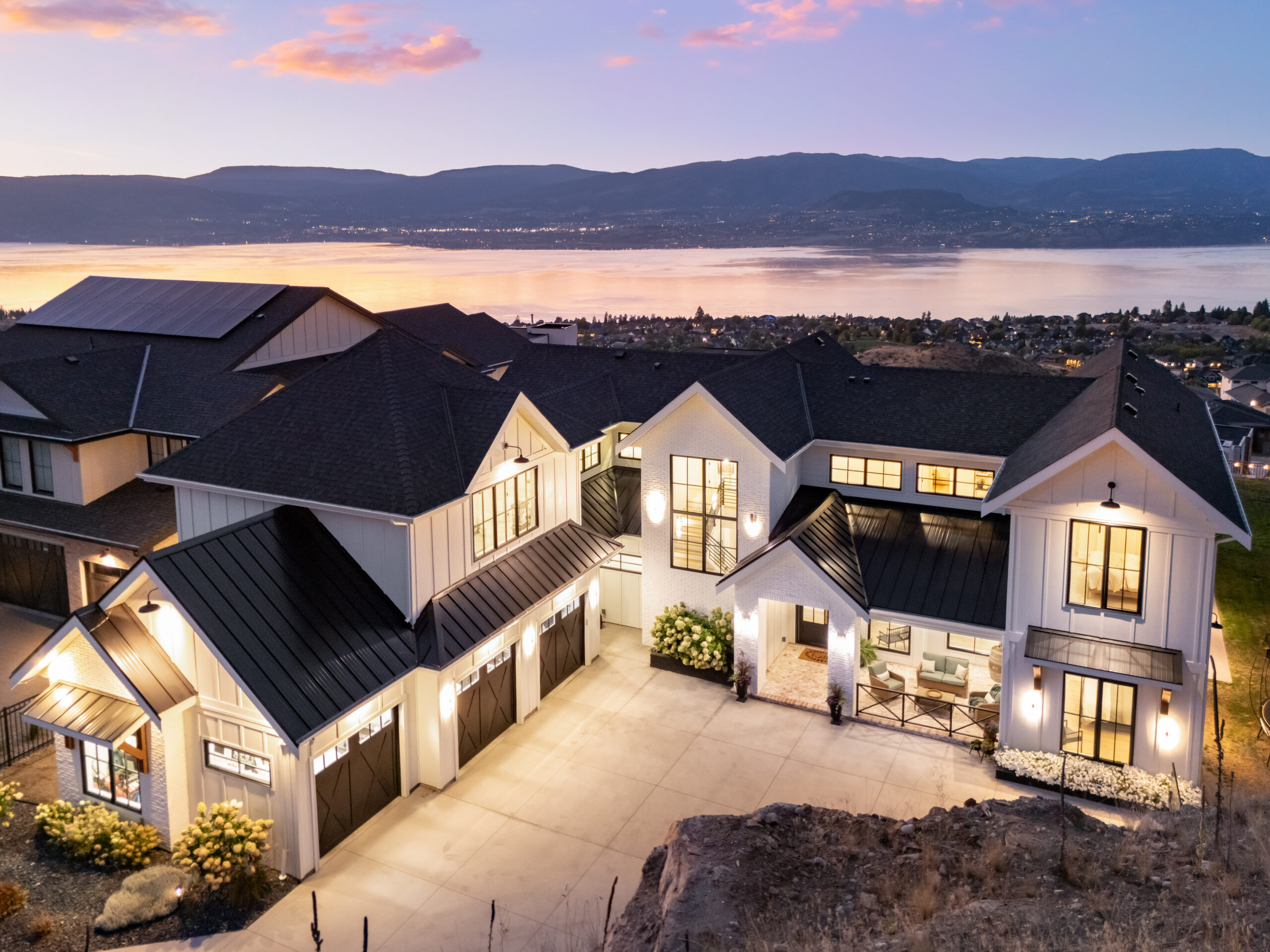Kelowna Neighbourhoods: A Guide to the Most Popular Areas